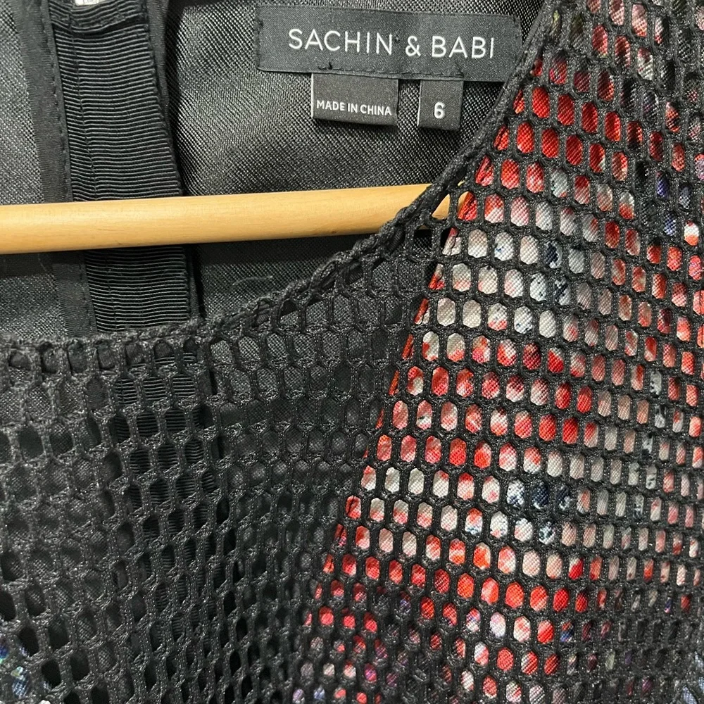 SACHIN AND BABI ROSA BLACK OVERLAY FLORAL SLEEVELESS FIT AND FLARE DRESS - Picture 4 of 15